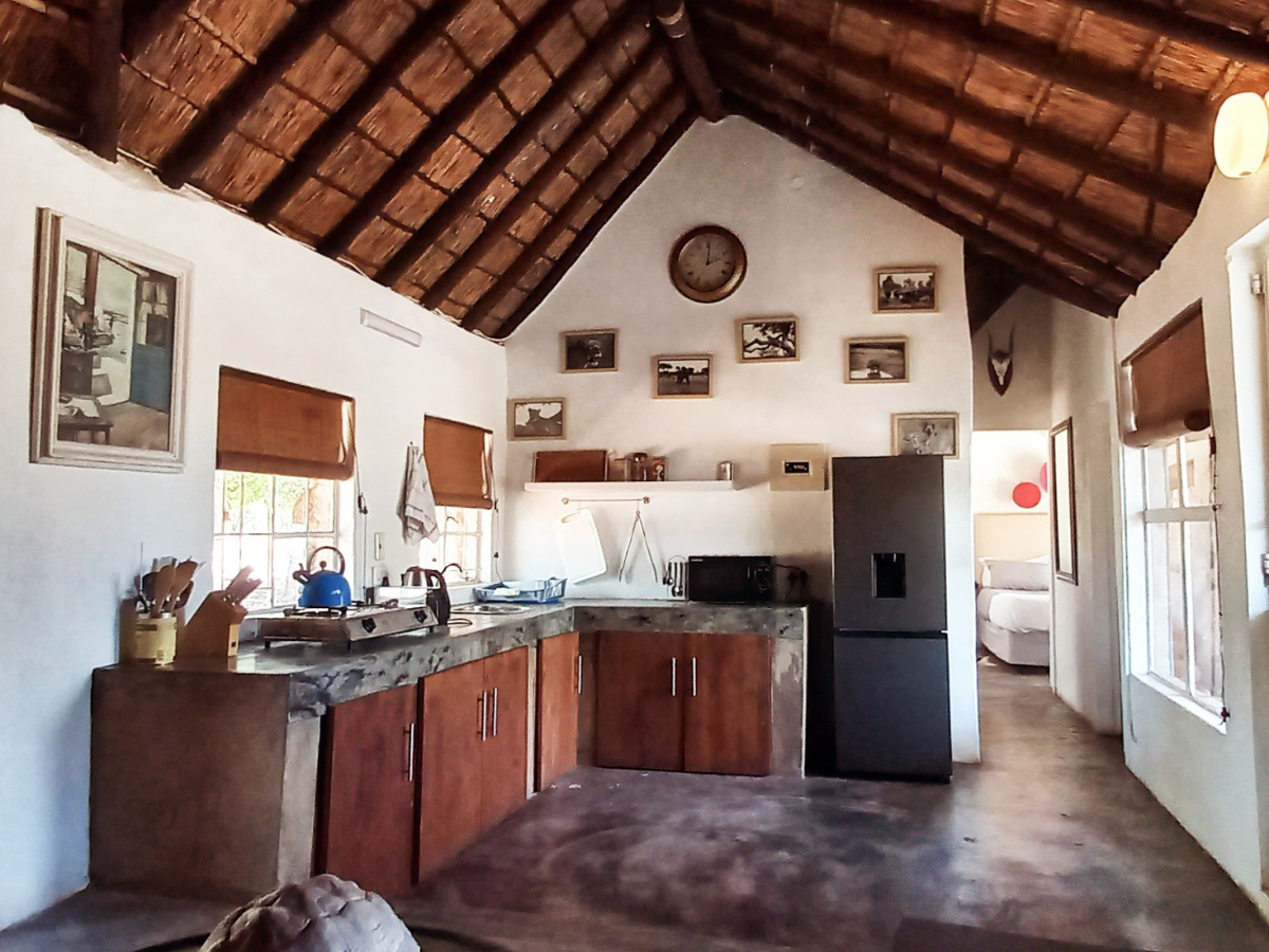 Rock Cottage kitchen Fully equipped kitchen in Rock Cottage for self-catering