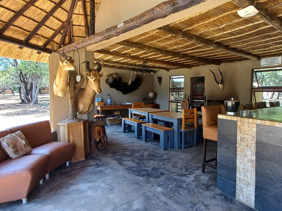 Bar area Sun Acres Farm swimming pool with adjacent bar area